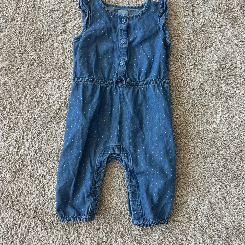 Baby Gap Chambray Polka Dot Ruffle Romper Sleeveless outfit- Size 3-6 Months